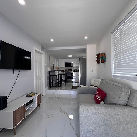 Charming Two Bedroom Apartment. Miami Extérieur photo