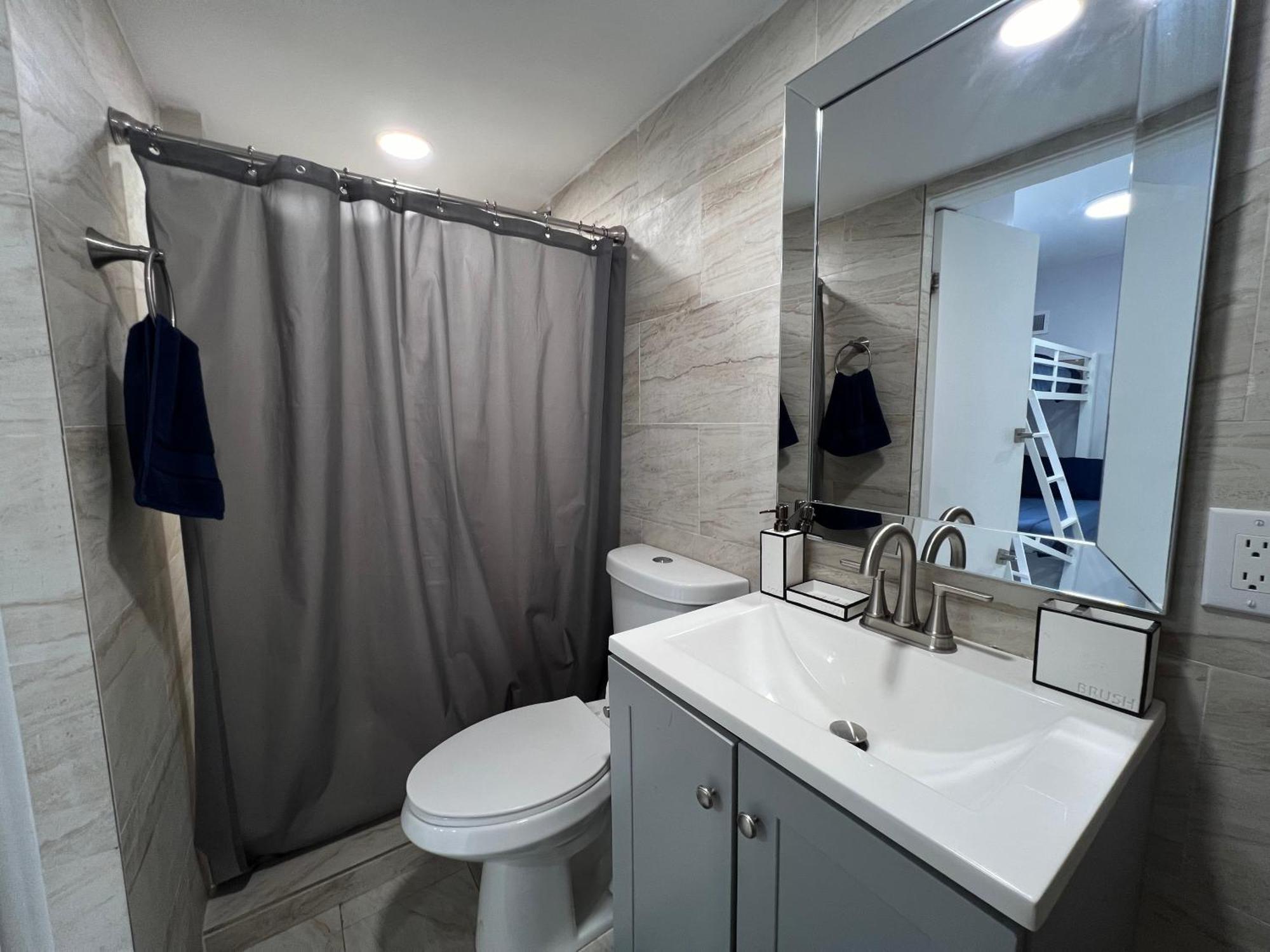 Charming Two Bedroom Apartment. Miami Extérieur photo